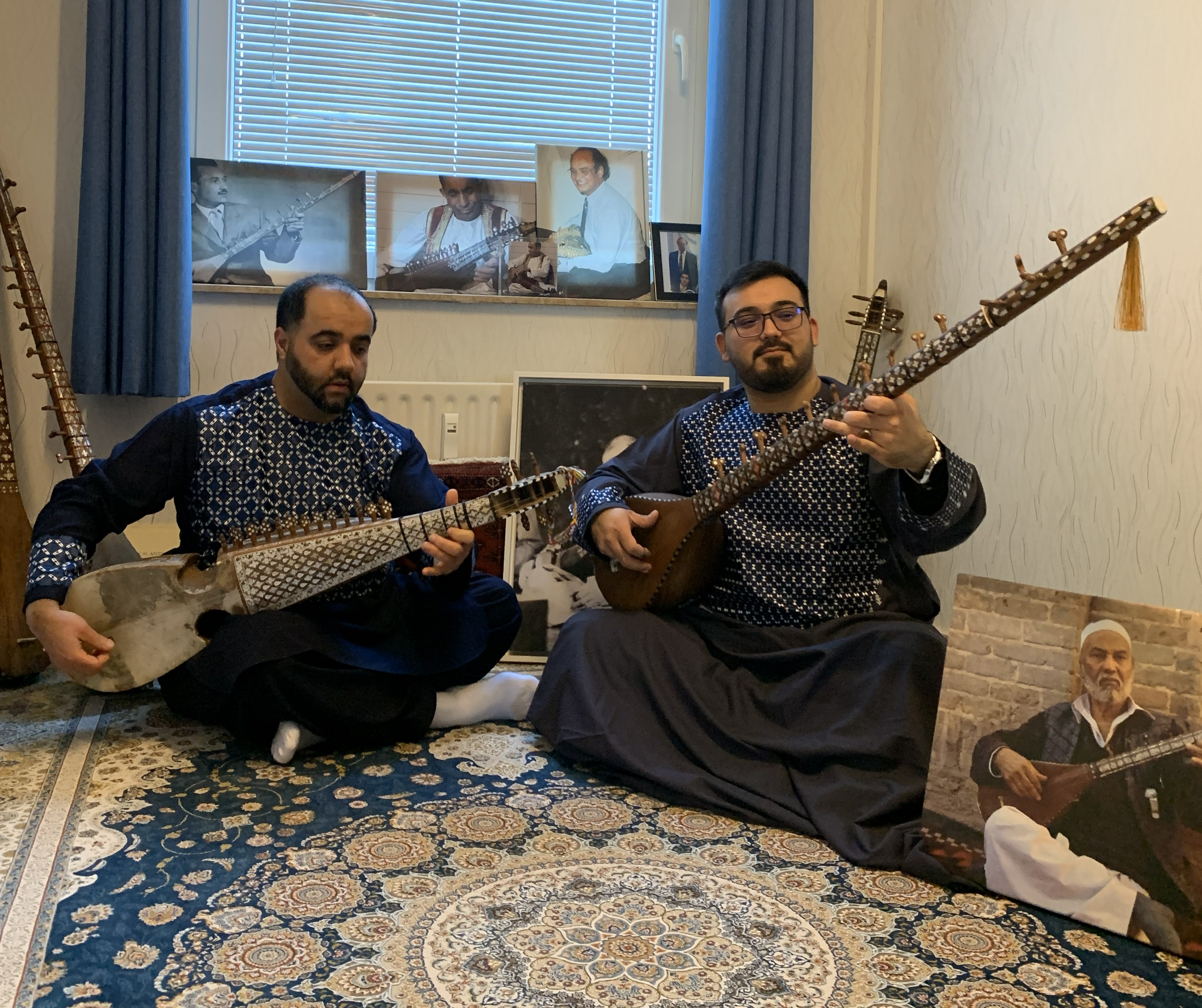 Studenten der Attaie Music Foundation beim Afghan Rubab Unterricht